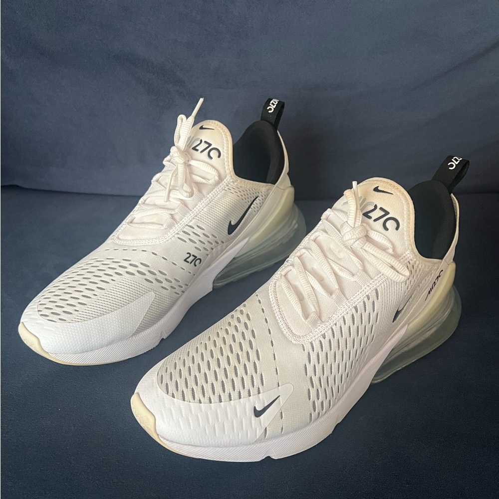 Nike Men’s Air Max 270 White/ Black Sneakers Size 11.5.